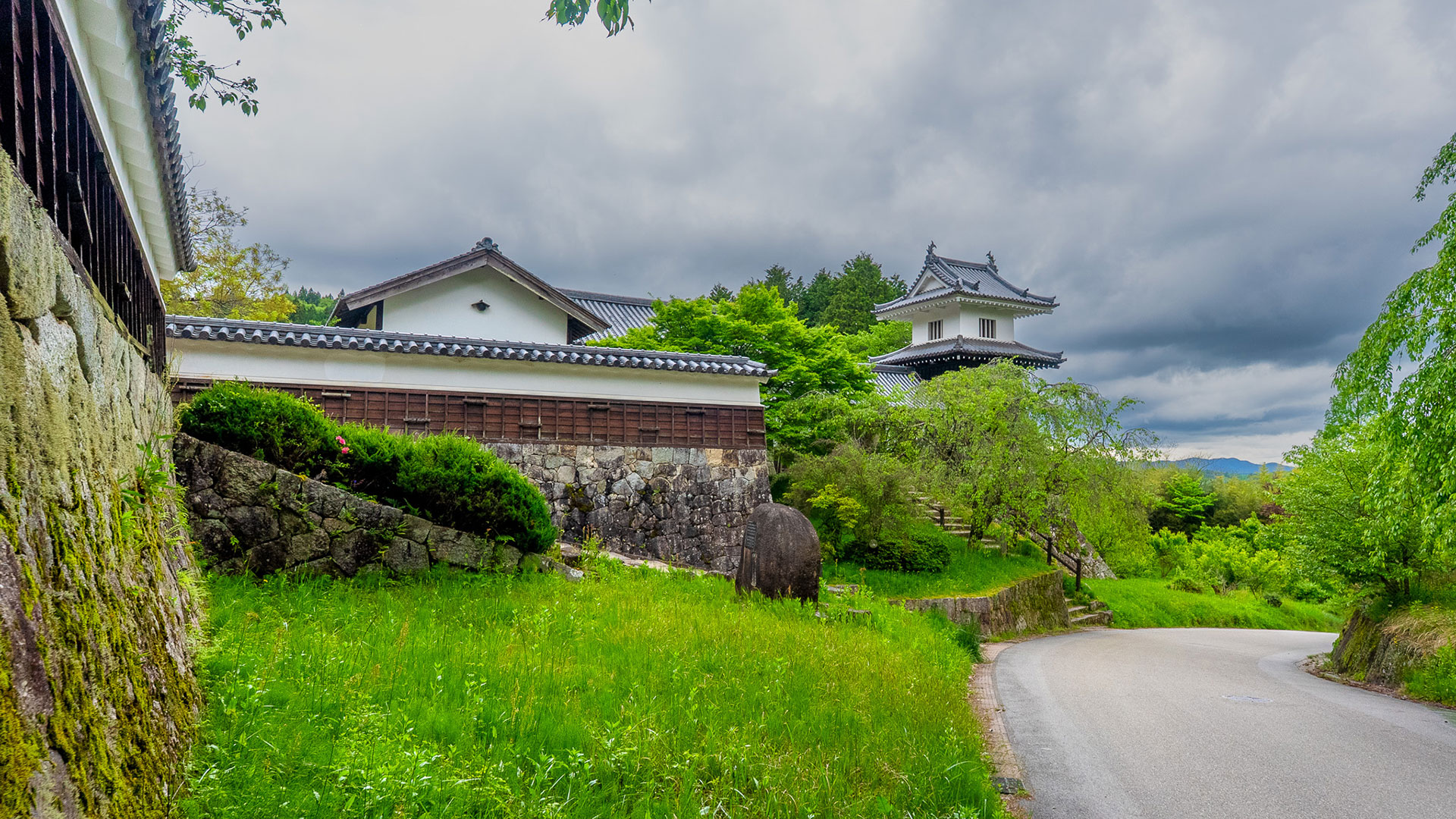 春の岩村城2