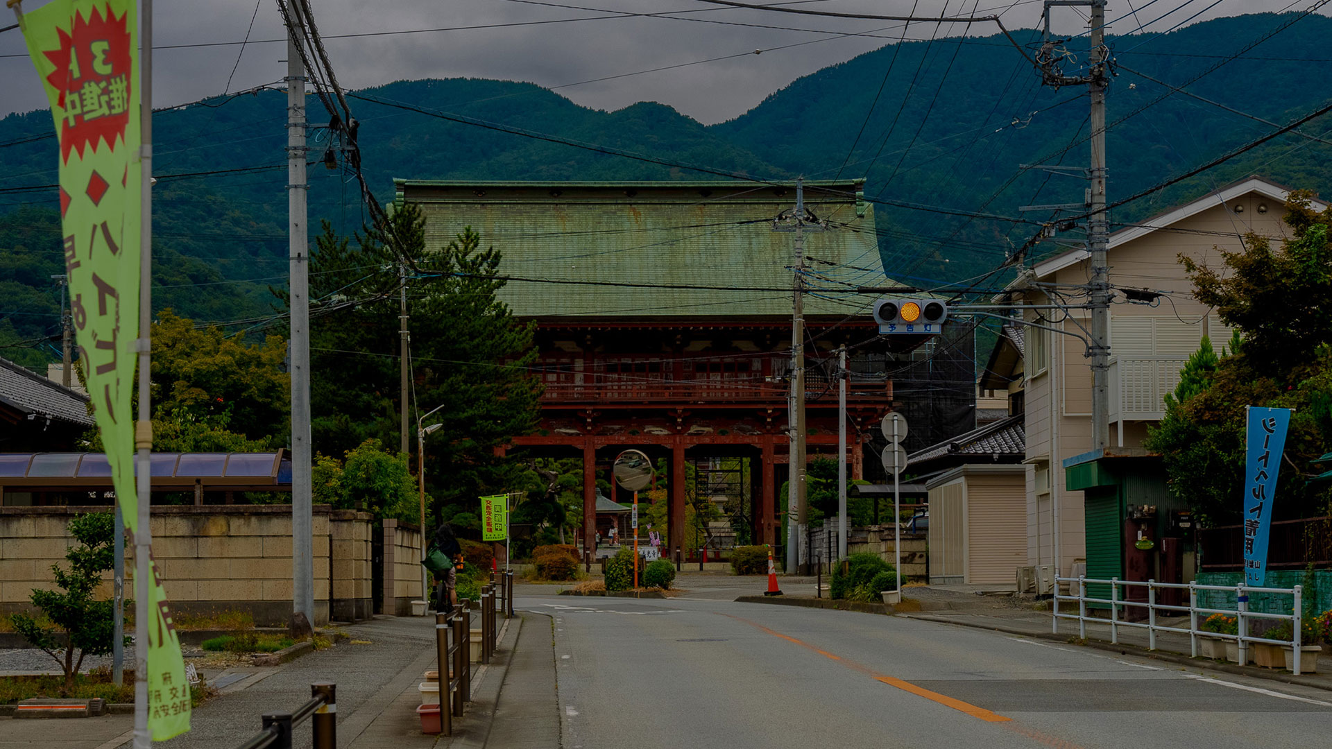 夏の甲斐善光寺10