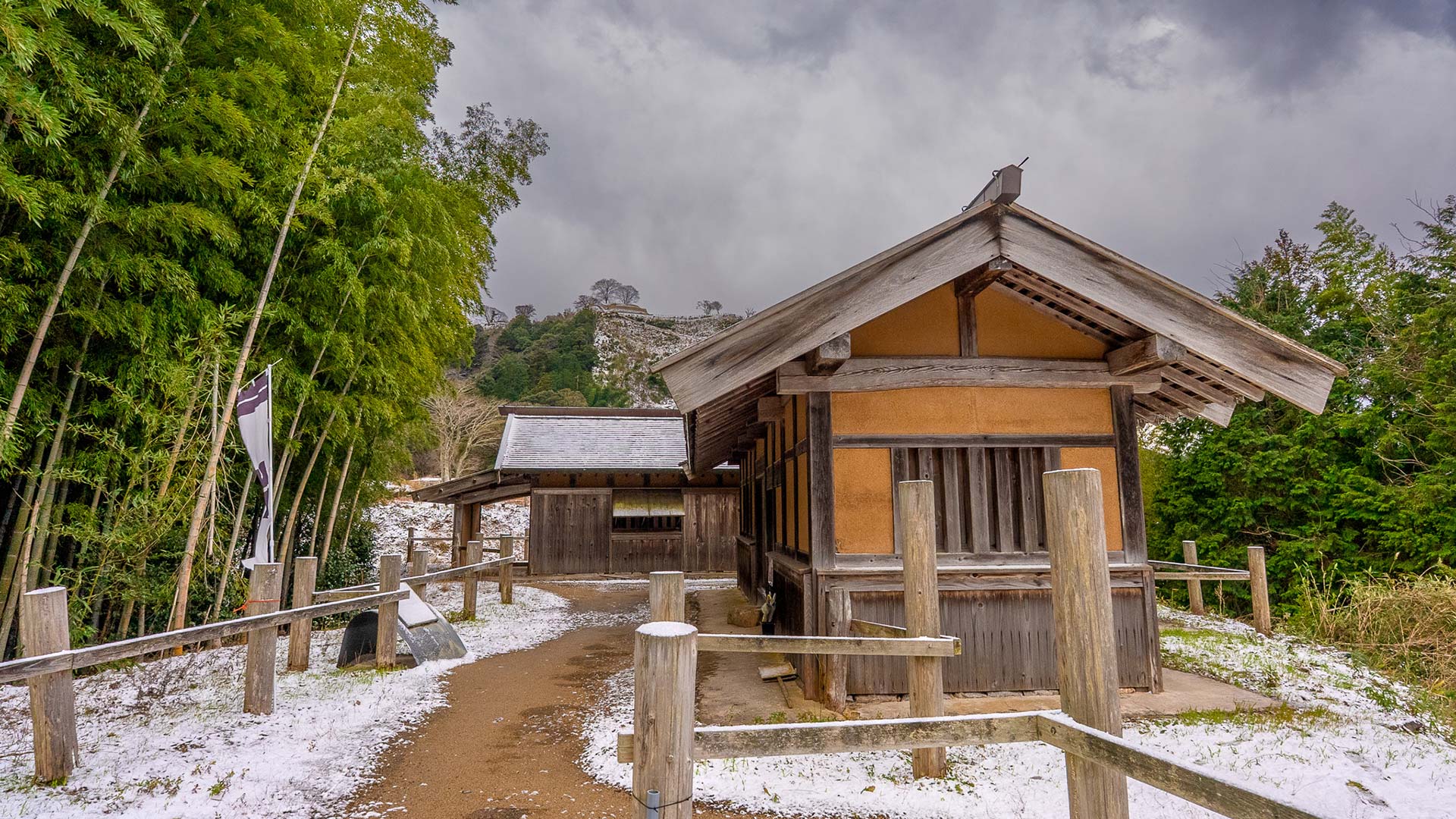 冬の月山富田城6