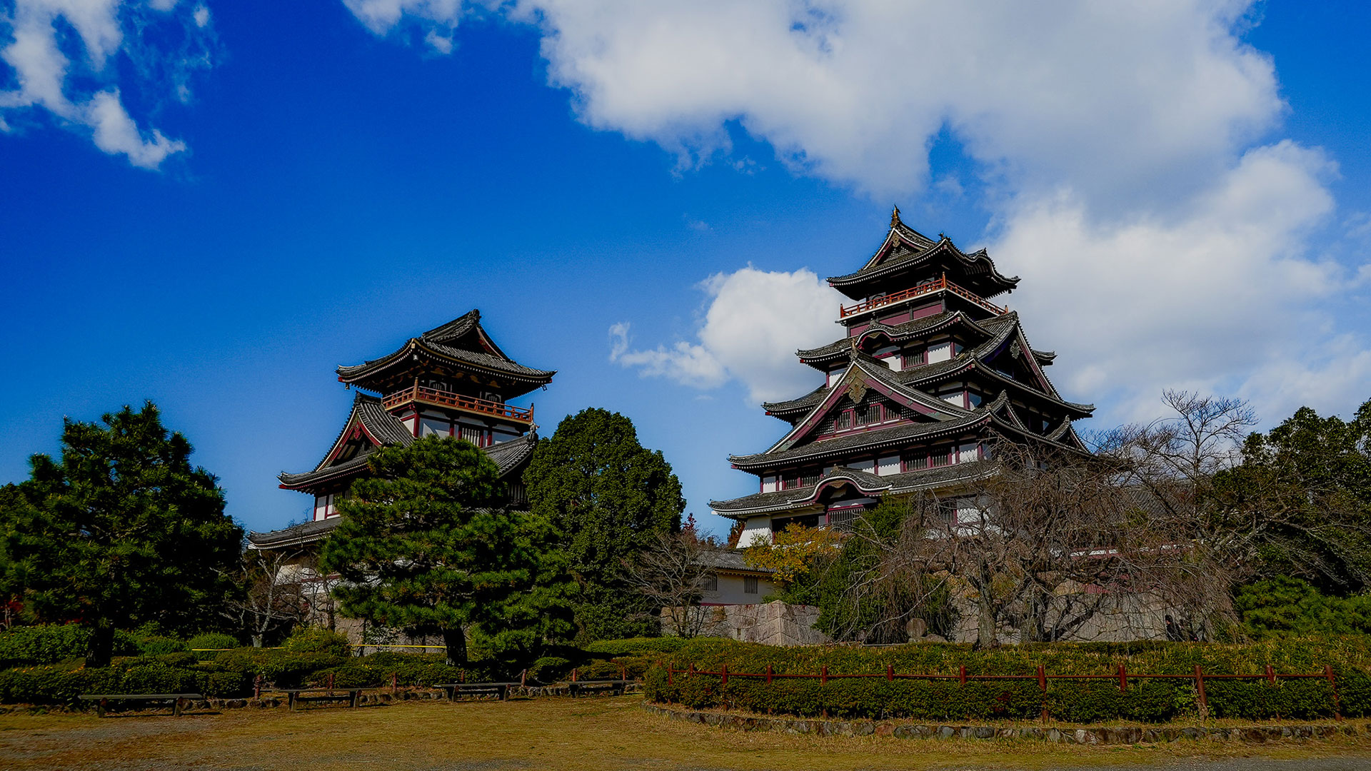 秋の伏見桃山城2