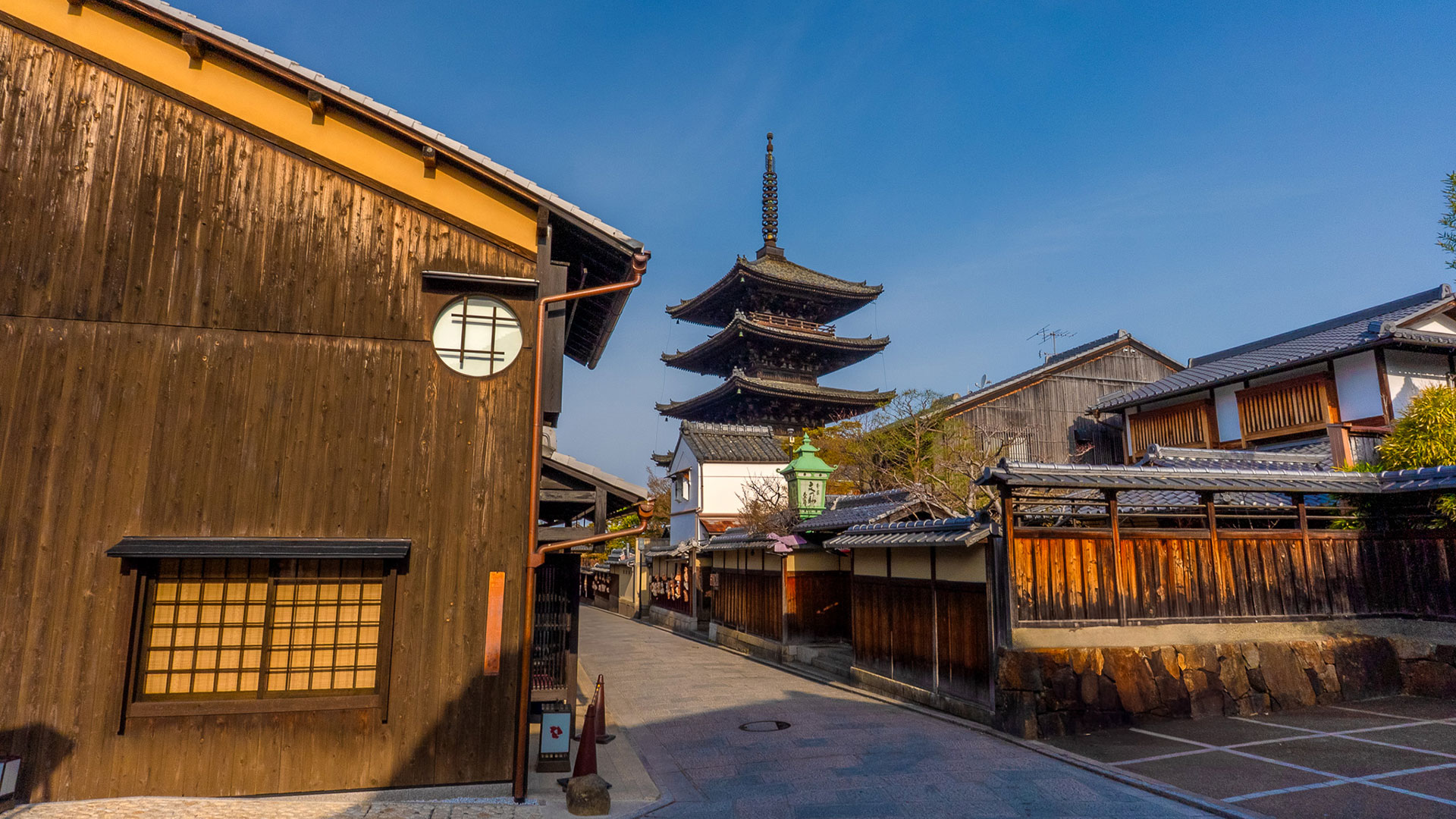 春の法観寺（八坂の塔）3