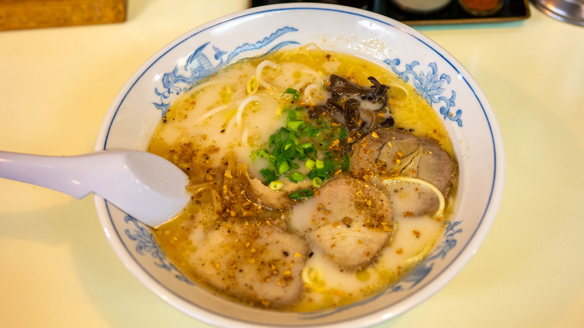 熊本ラーメン2