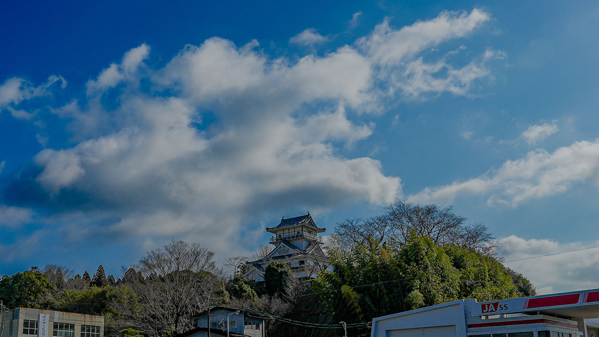 春の月山日和城6