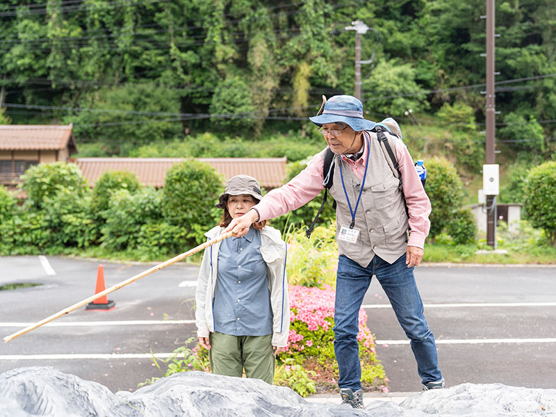 石見銀山公園での説明